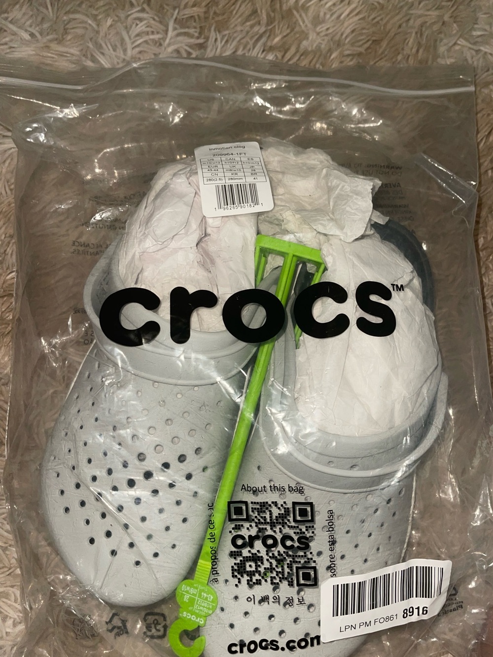 NWT CROCS Women 12(Men 10)LiteRide Clog in Light Gray - Picture 2 of 5
